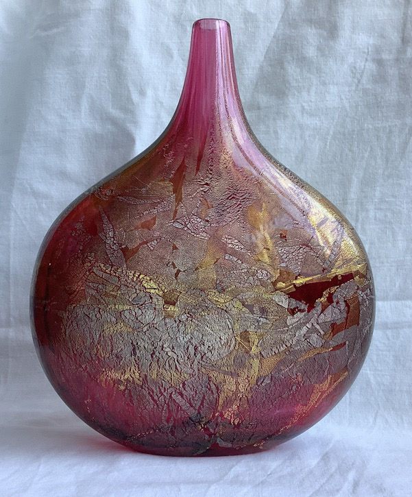 Isles of Wight glass Art Glass vase by Michael Harris